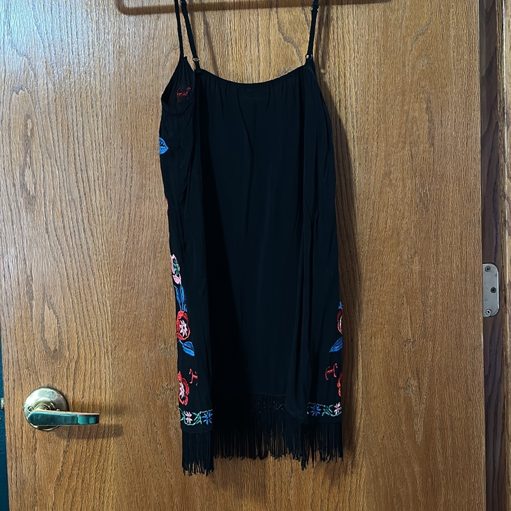 LF Fringe Dress - Picture 4 of 5